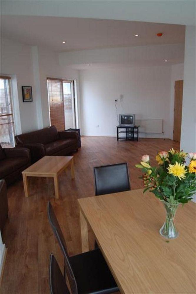 Herberton Apartments And Leisure Centre Dublin Extérieur photo